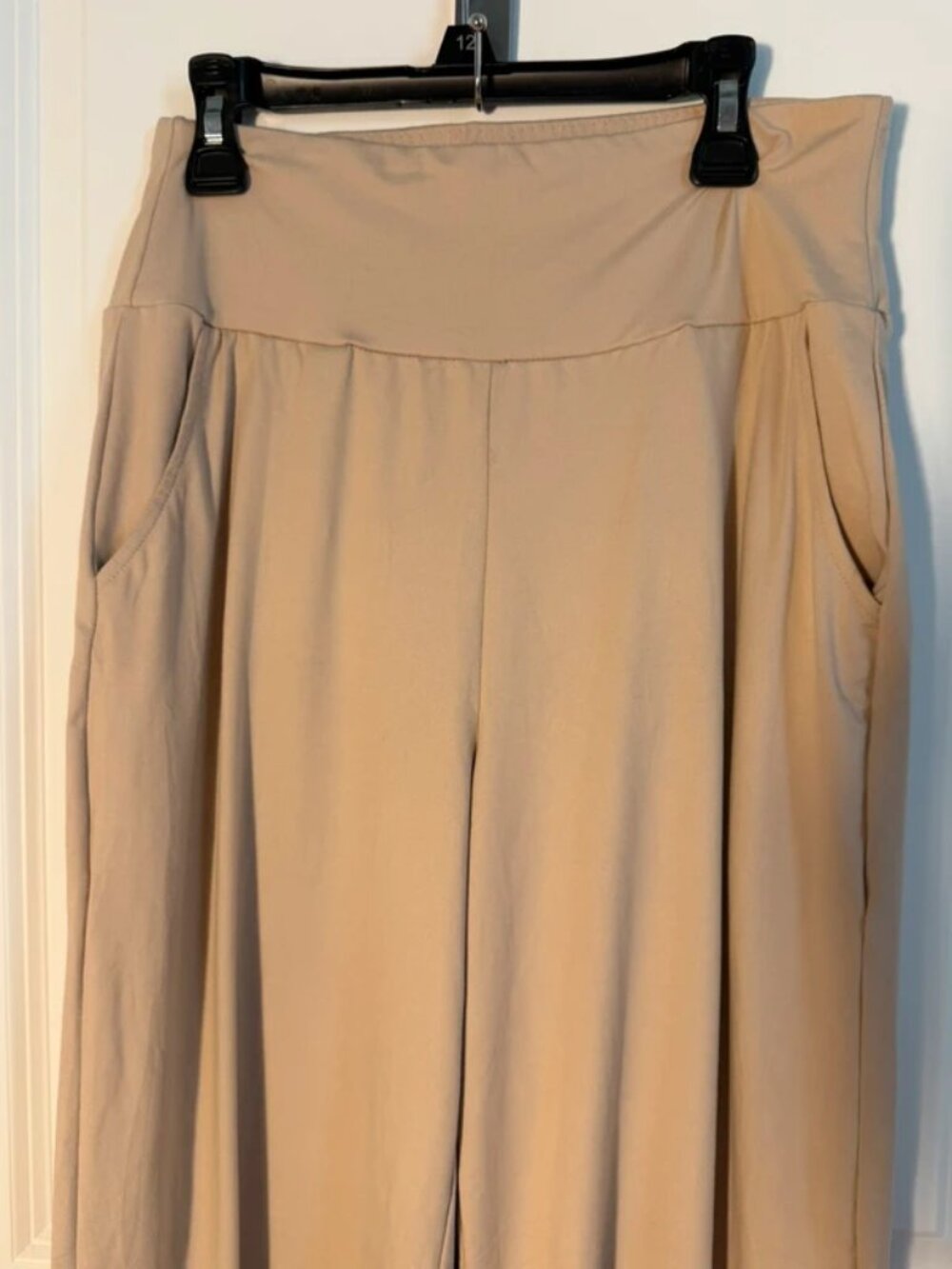 Soft pants - Picture 2 of 4